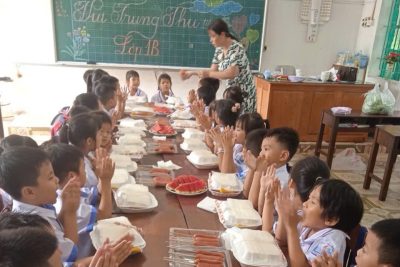 TRƯỜNG TH GIAO NHÂN TỔ CHỨC CÁC HOẠT ĐỘNG VUI ĐÓN TẾT TRUNG THU CHO CÁC EM HỌC SINH